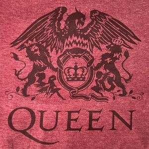 Red brick color with brown Queen t-shirt Size XL from Amazon